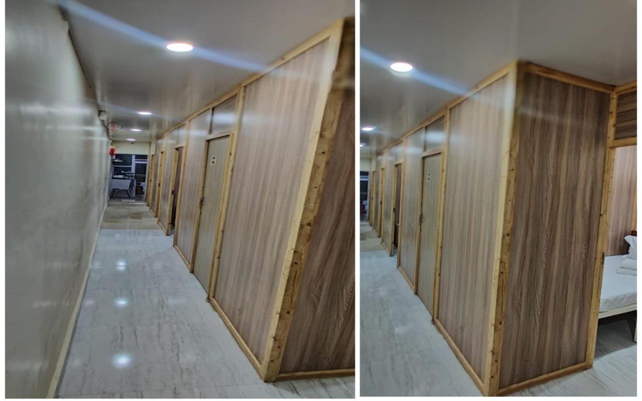 מומביי Royal Cabin Stay מראה חיצוני תמונה